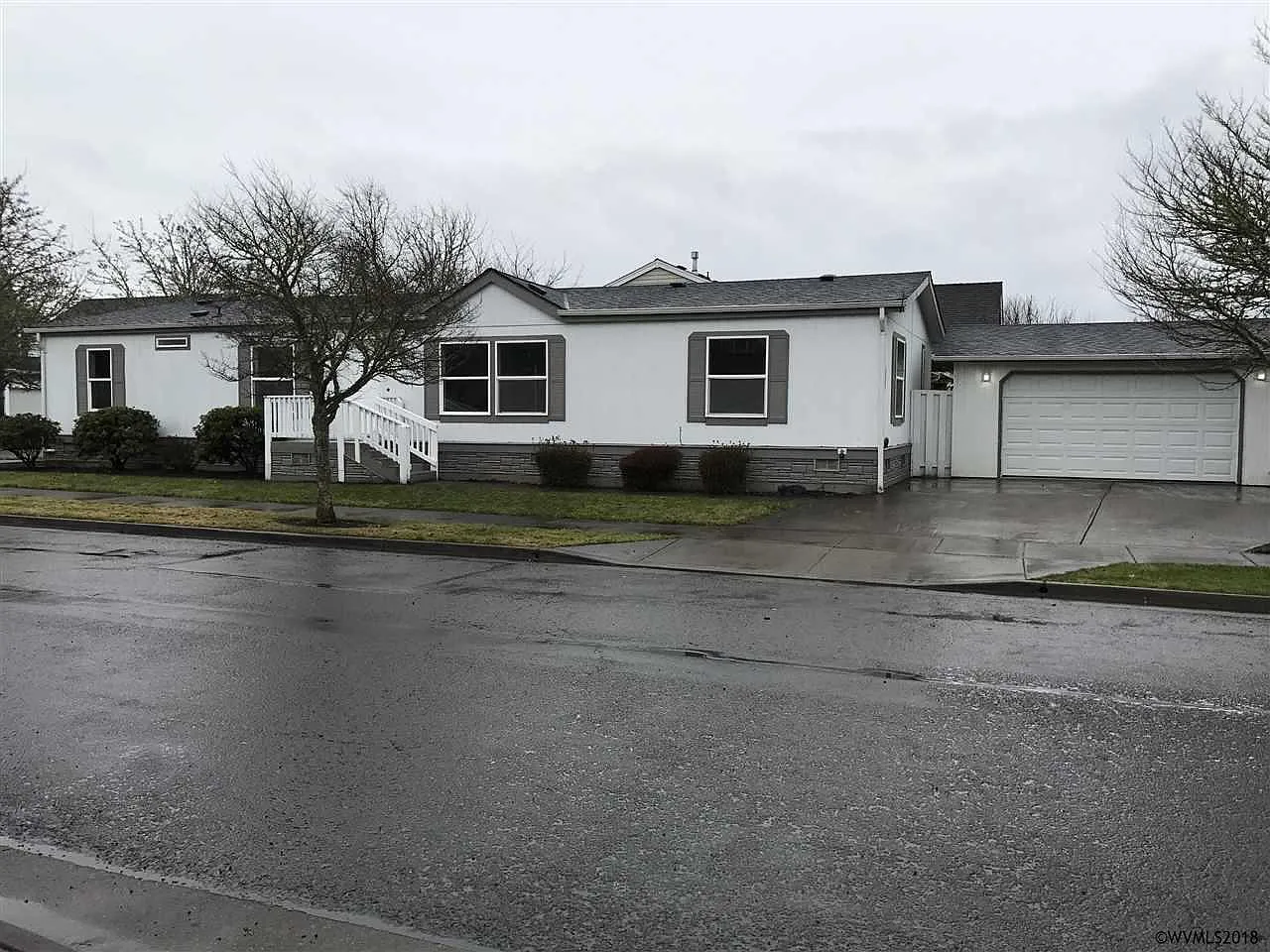 1275 SE Seaport Cir photo 1