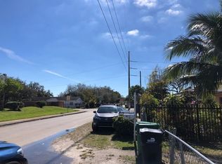 1036 SW 68th Ave, Miami, FL 33144