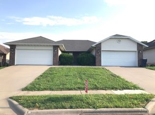 2417 W Deerfield St, Springfield, MO 65807