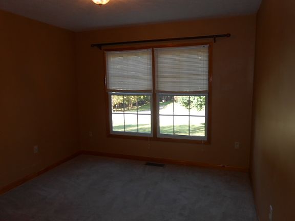 4th image of 5155 Crystal Brook Dr