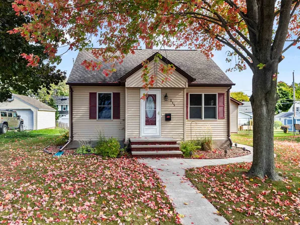 215 S Pine St, Kimberly, WI 54136
