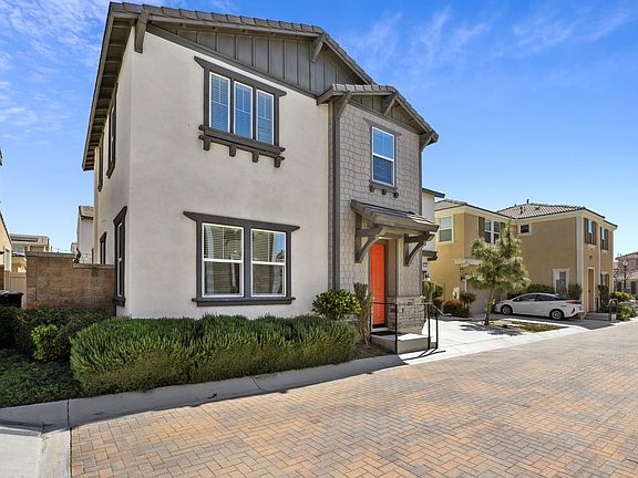 2nd image of 3235 E Yellowstone Dr #A