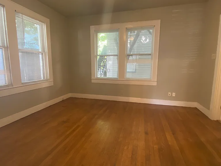 2714 Whitis Ave #A — Photo 3