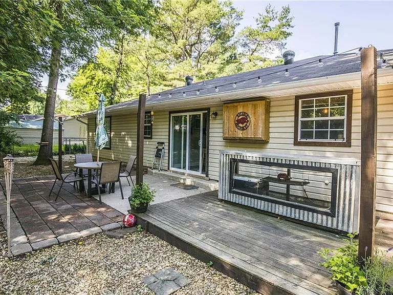1018 N Lonnie Ave — Photo 6