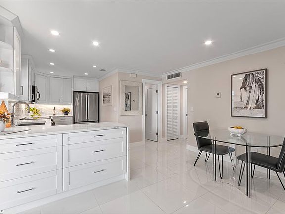 4th image of 603 12th AVE S #603