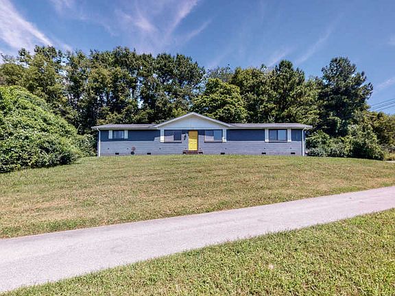 2nd image of 1709 Lawncrest Dr