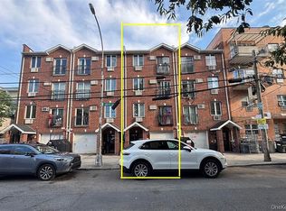 10120 39th Ave, Corona, NY 11368