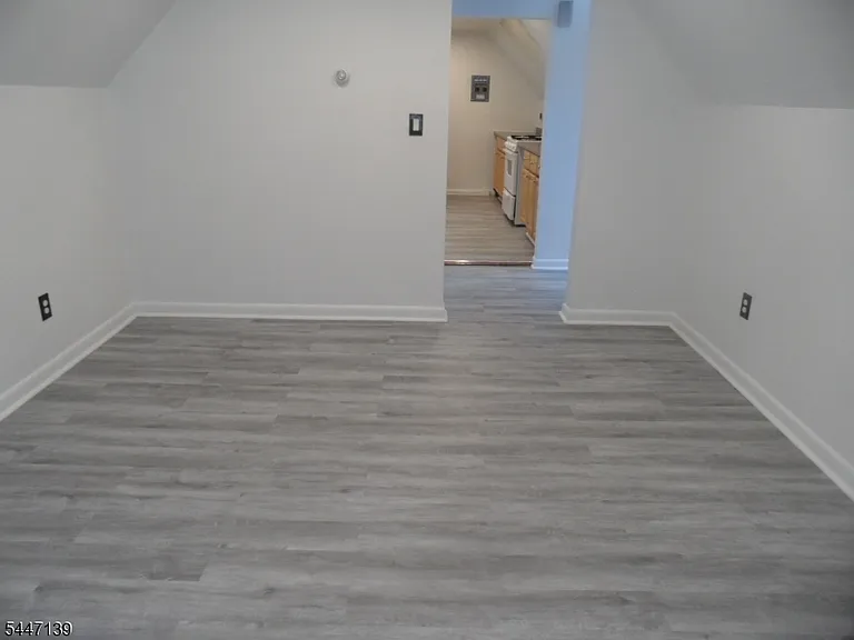 680-682 Lyons Ave #3 — Photo 3