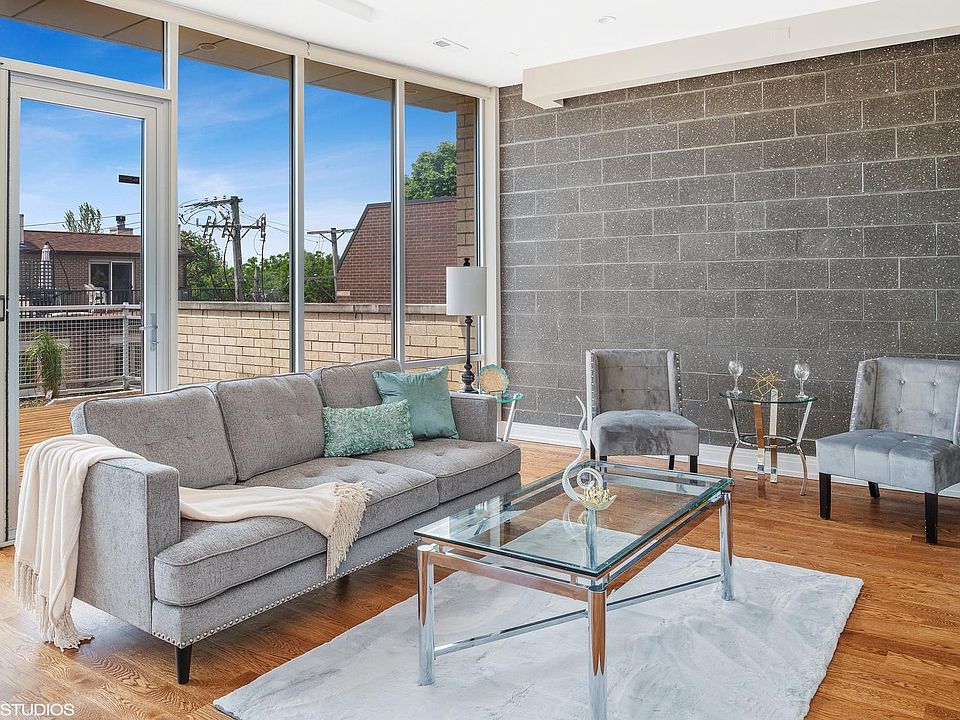 1st image of 1437 W Diversey Pkwy #3