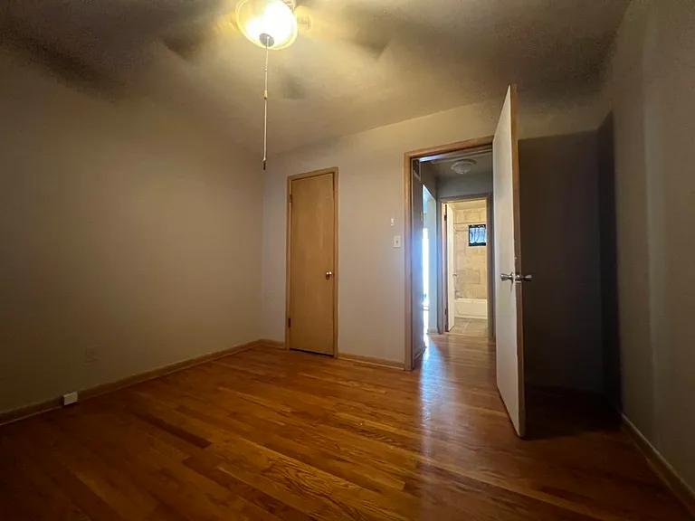 1131 E Elm St #7 — Photo 8