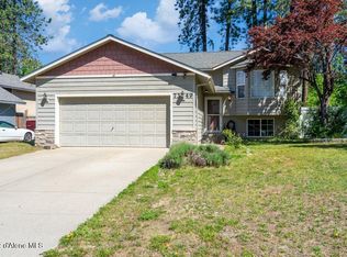 7349 W Crenshaw St, Rathdrum, ID 83858