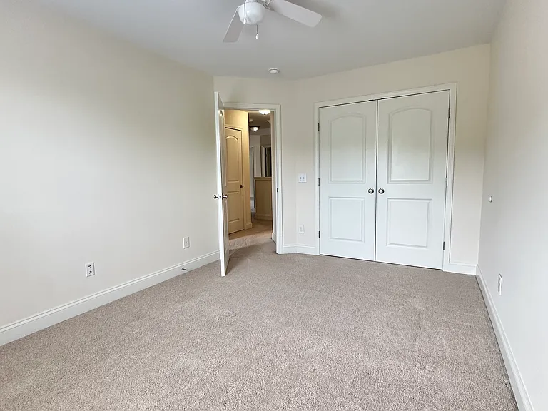 4612 Cottendale Dr — Photo 27