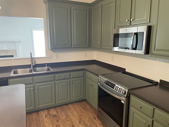 5th image of 7706 Porter House Dr