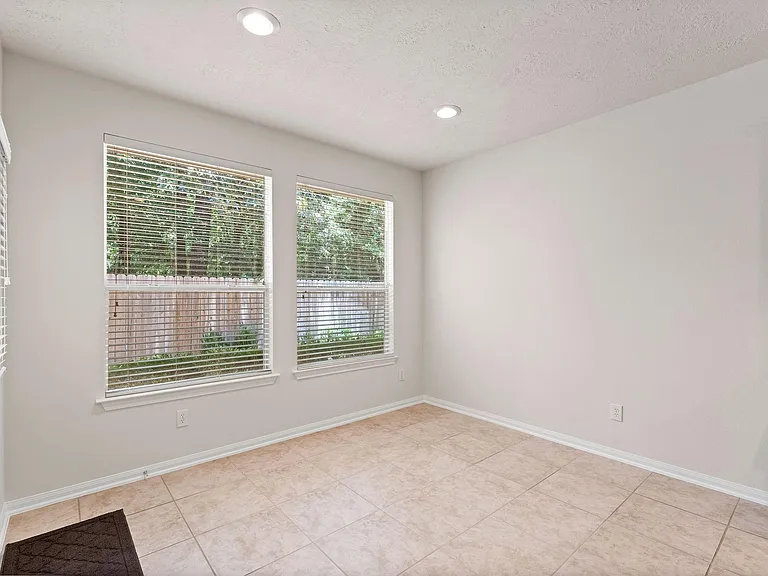 62 W Twinvale Loop — Photo 8