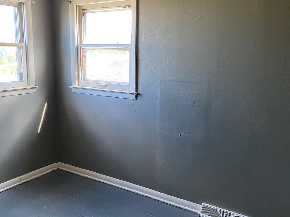 2nd image of 2835 N 29th St #A