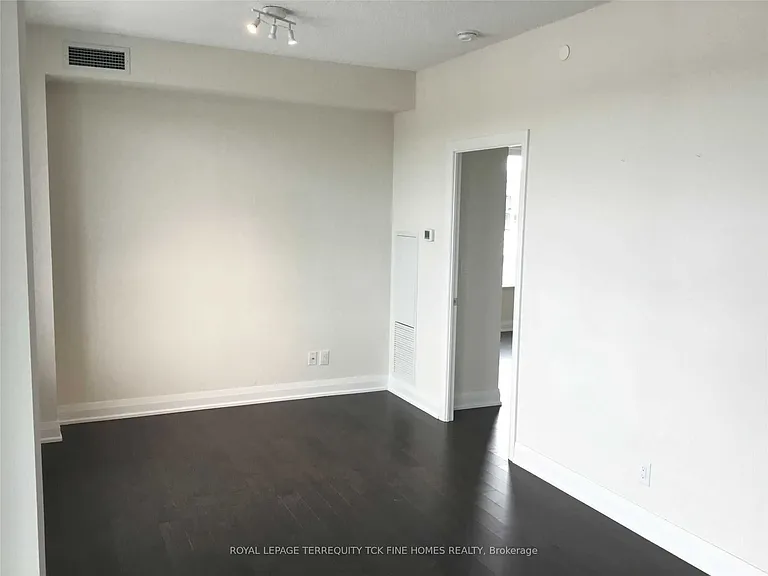 28 Uptown Dr #522 — Photo 20