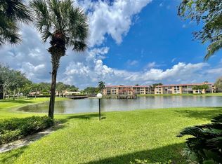 6703 Coral Lake Dr #6703, Margate, FL 33063