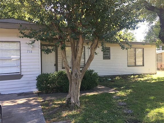 2nd image of 714 Leyenda Dr