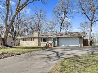 3204 Highland Dr, Burnsville, MN 55337