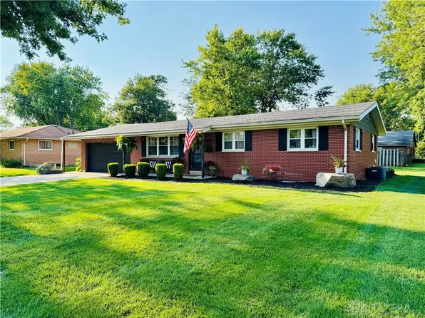 224 Glenwood Dr, Greenville, OH 45331