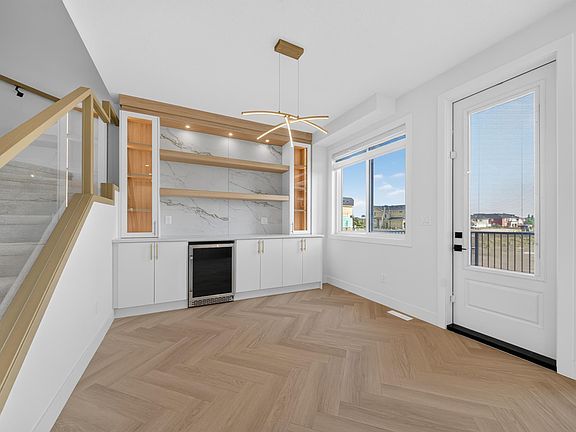 5th image of 2812 191st St NW