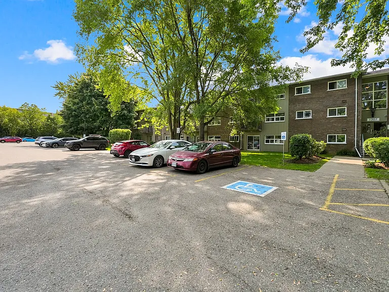 1211 Huron St — Photo 22