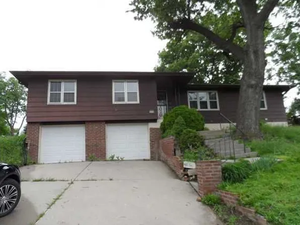 2424 Indianola Ave, Des Moines, IA 50315