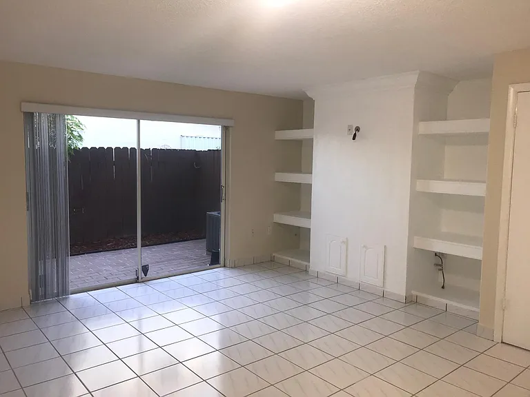 6570 SW 12th St #16570 — Photo 6