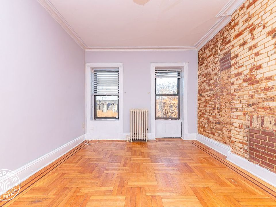 1st image of 484 Willoughby Ave #4XX