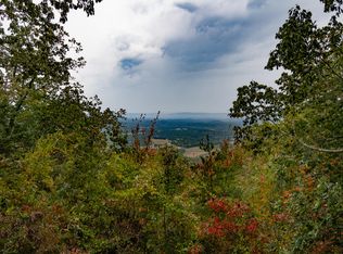 252 Valley View Ln, Menlo, GA 30731