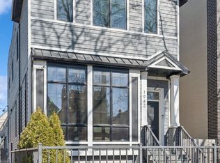 1942 W George St, Chicago, IL 60657
