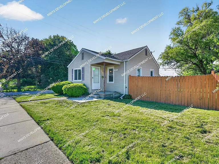 12862 Georgiana Ave — Photo 27