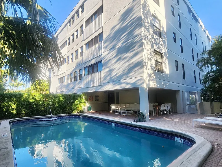 115 Sunrise Dr #2B — Photo 16