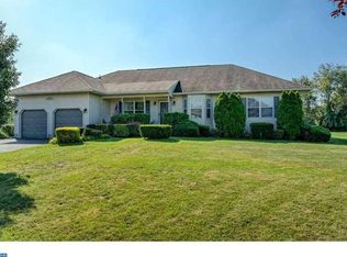 111 Rose Dr, Mullica Hill, NJ 08062