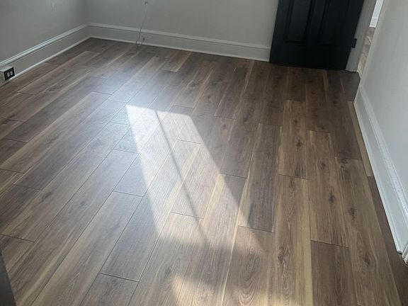 3rd image of 632 Fairview Ave