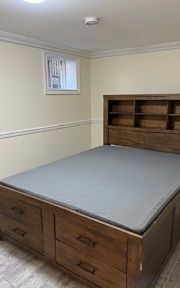 385 Victory Blvd #1B — Photo 5