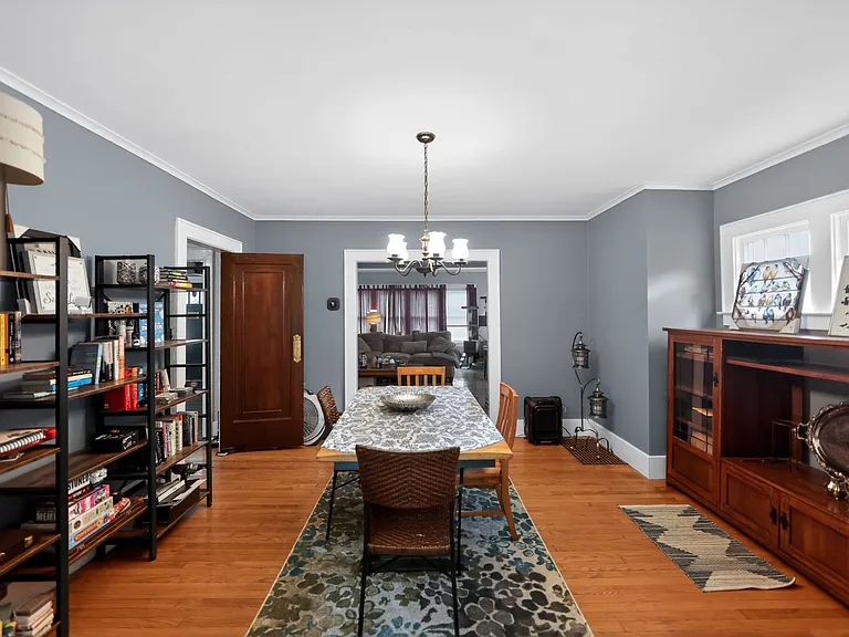 151 Wolcott Ave — Photo 14