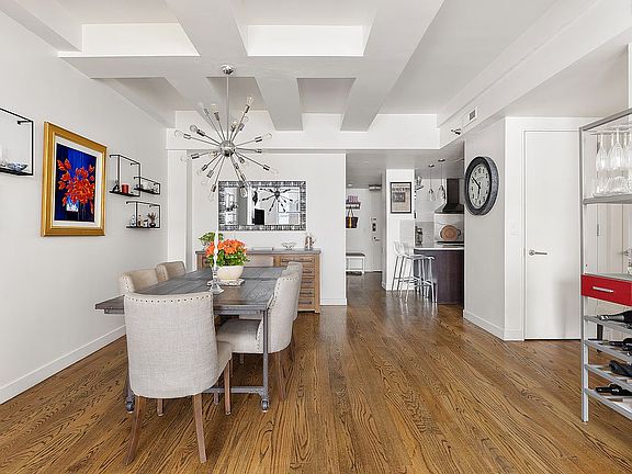2nd image of 119 Fulton St APT 5A