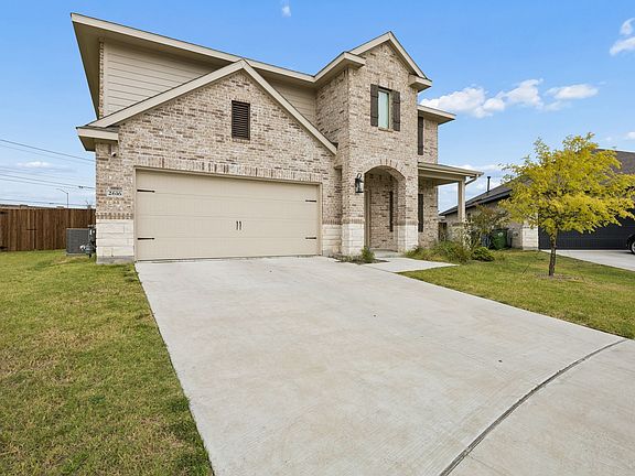 2nd image of 2616 Huron Dr