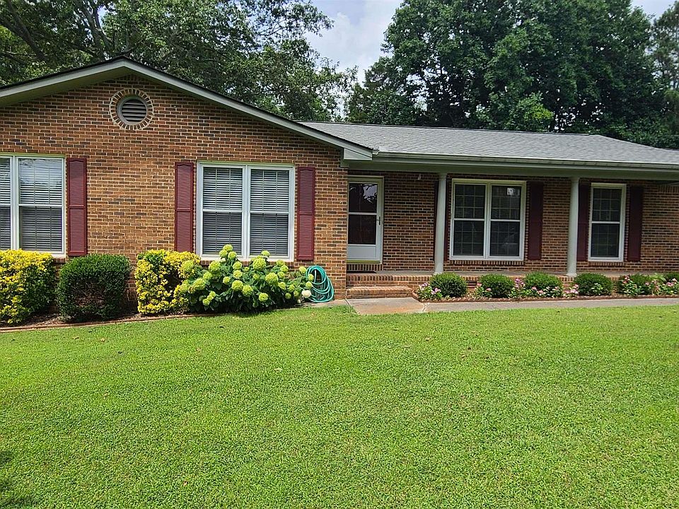 1st image of 809 Ashwood Dr