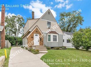 907 Ballard St SE #1, Grand Rapids, MI