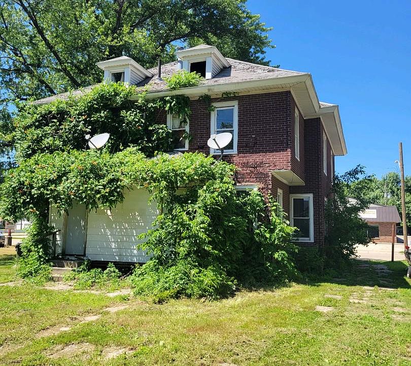 2nd image of 609 & 609-1/2 West Ave #4