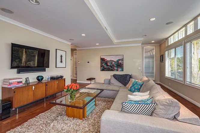 1st image of 603 Vernon Ave #2