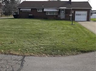 1919 Stafford St, Farrell, PA 16121