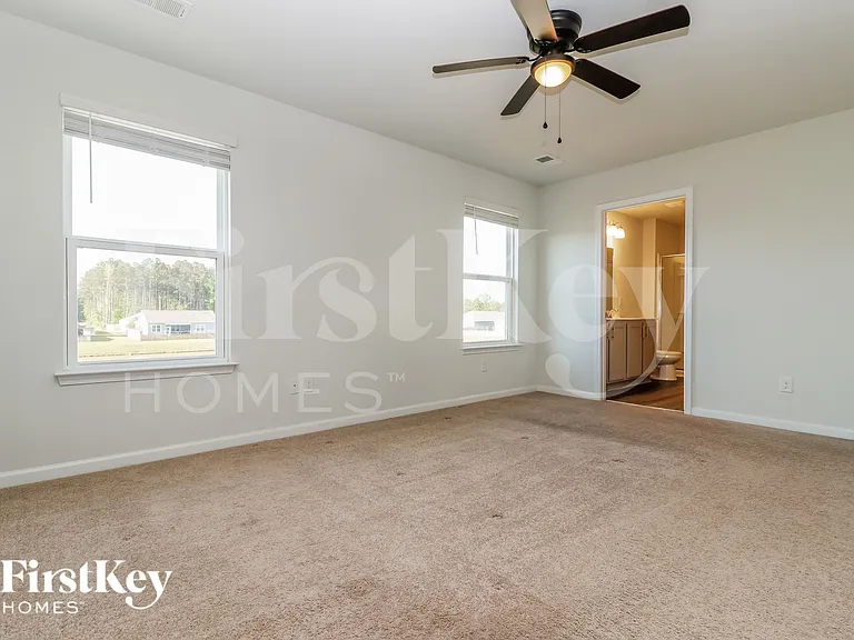 591 Wayton Cir — Photo 10