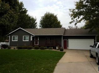 612 S Main Ave, Brandon, SD 57005