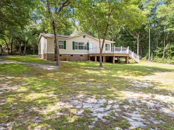 930 Cypress Lakes Circle SE, Bolivia, NC 28422