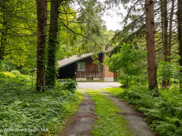 60 County Route 7, Pine Plains, NY 12567