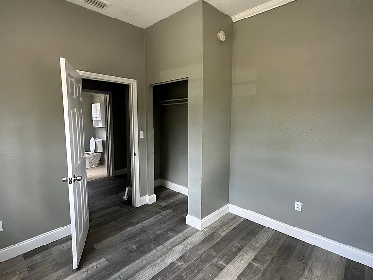 1813 E 20th Ave — Photo 13