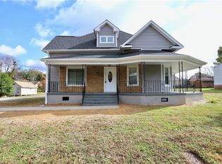 705 Washington St, Graham, NC 27253